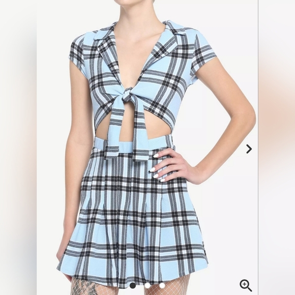 New Trendy Blue Plaid Tie-Front Dress - Picture 3 of 11